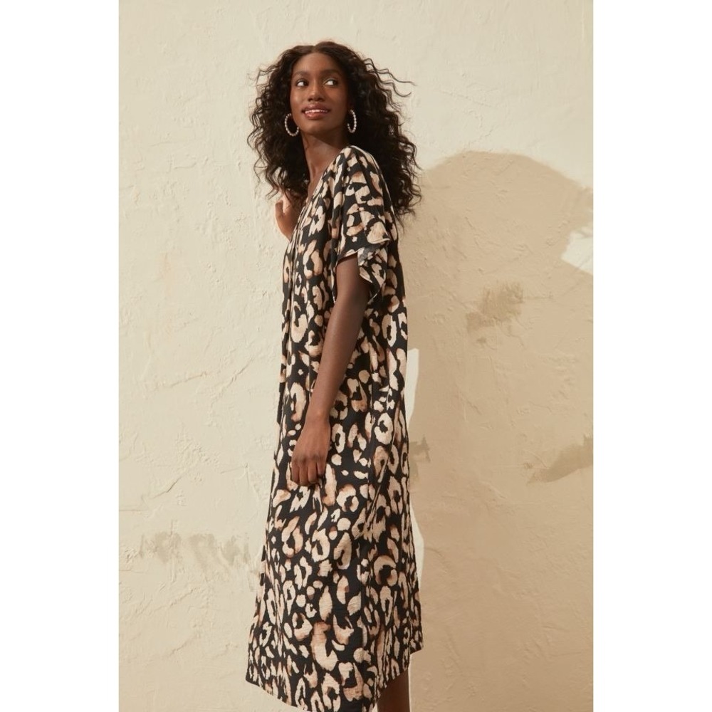 H&M Leopard Print Kaftan Dress XS Black Beige Animal Print V Neck Midi